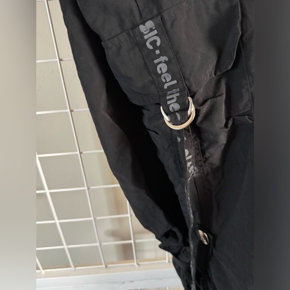 ZUMBA CARGO PANTS DANCE FITNESS Converts to Capri Large - Picture 10 of 11